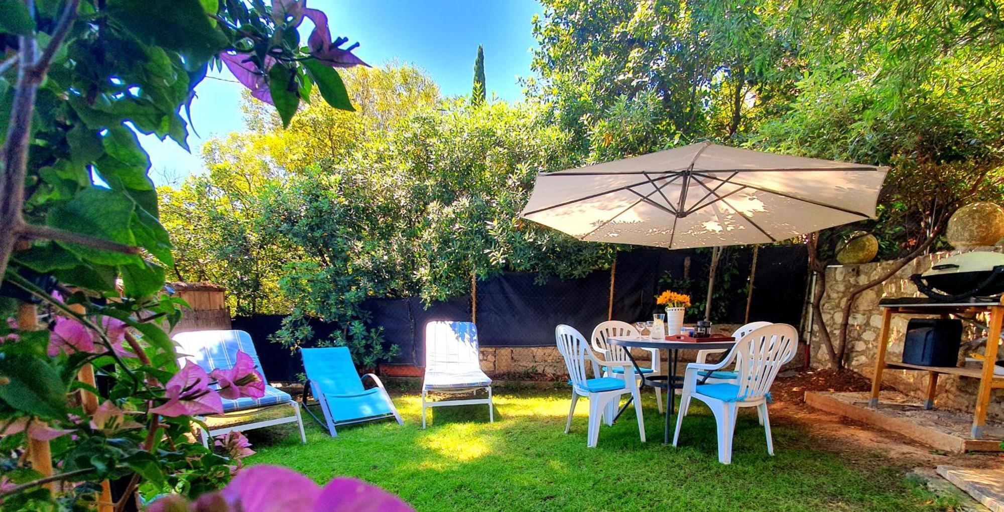 Appartements Avec Jardin Dans Villa Rocaille Каси Экстерьер фото